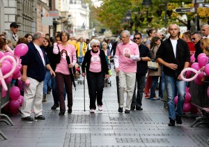 #MilionRazloga-ambasador-SAD-Kirby-u-setnji-sa-majkom-i-suprugom